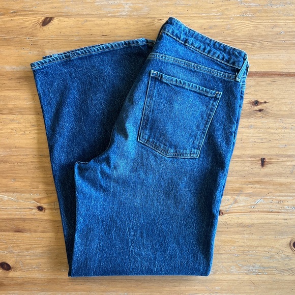 Old Navy High Rise Blue Jeans - Picture 5 of 5
